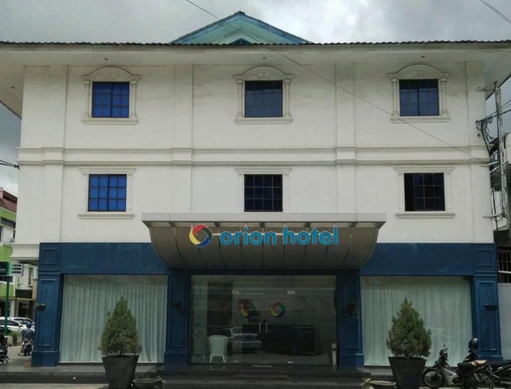 Orion Hotel Batam Eksteriør bilde